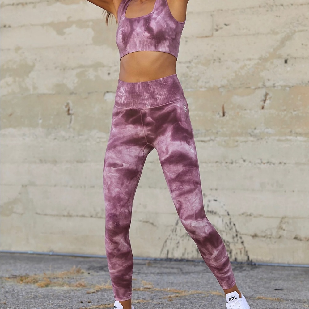 1 FP Movement leggings “think free” tie-dyed NWOT